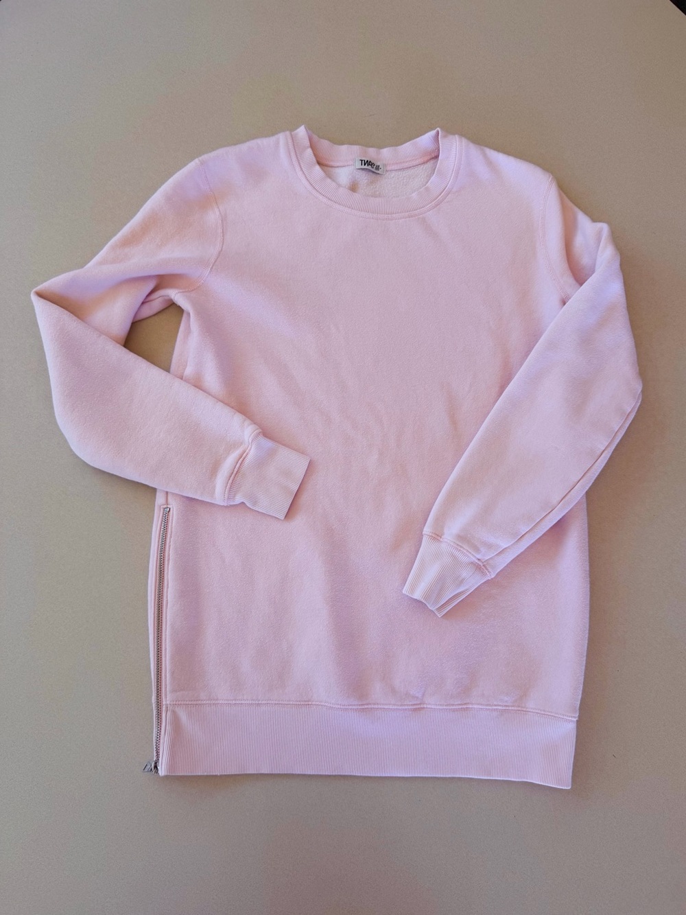 Aritzia TNA Women’s Crewneck Sweatshirt with side zipper-  Light Pink
